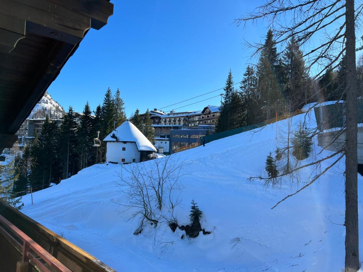 Haus Alpina Apartamento Sonnenalpe Nassfeld Exterior foto
